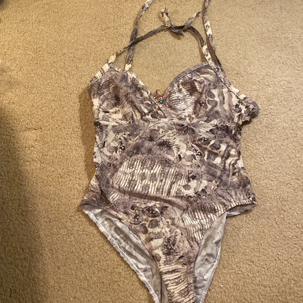 One piece swimsuit by FOOTPRINTS (5324)